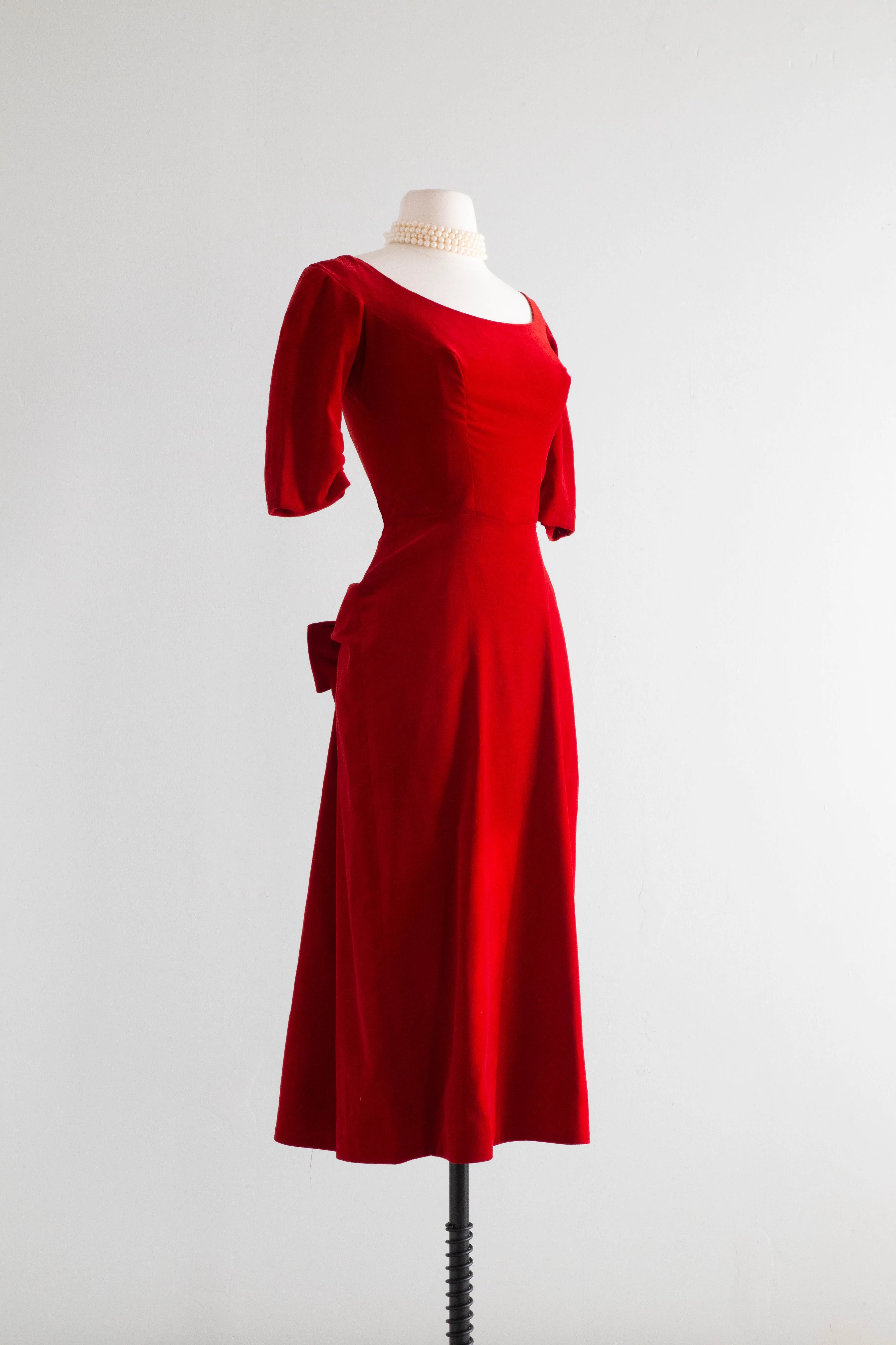 1950's Crimson Red Velvet Cocktail Dress With Bow Back / XS