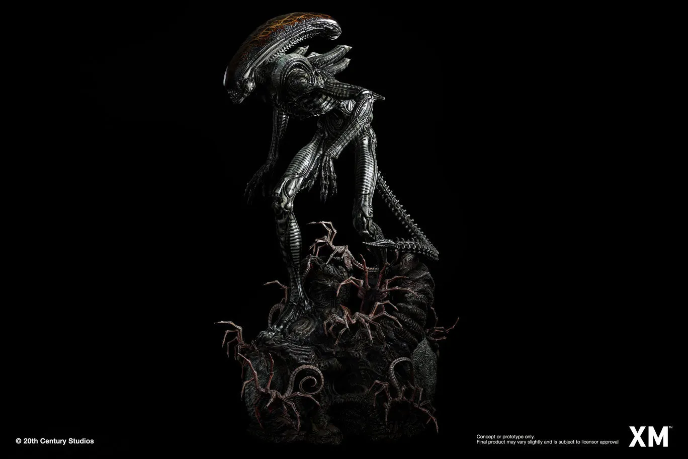 Alien Hive Warrior - Black Variant - 1/3 Scale Premium Statue