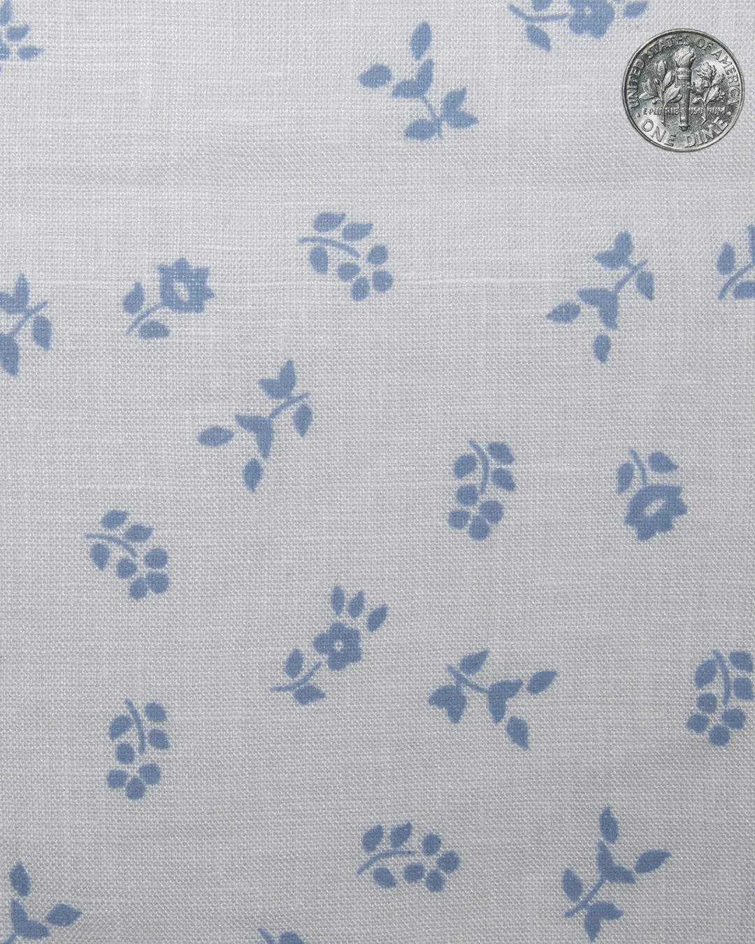 Camp collar PRESET STYLE in Linen: Pale Blue Printed Leaves On White