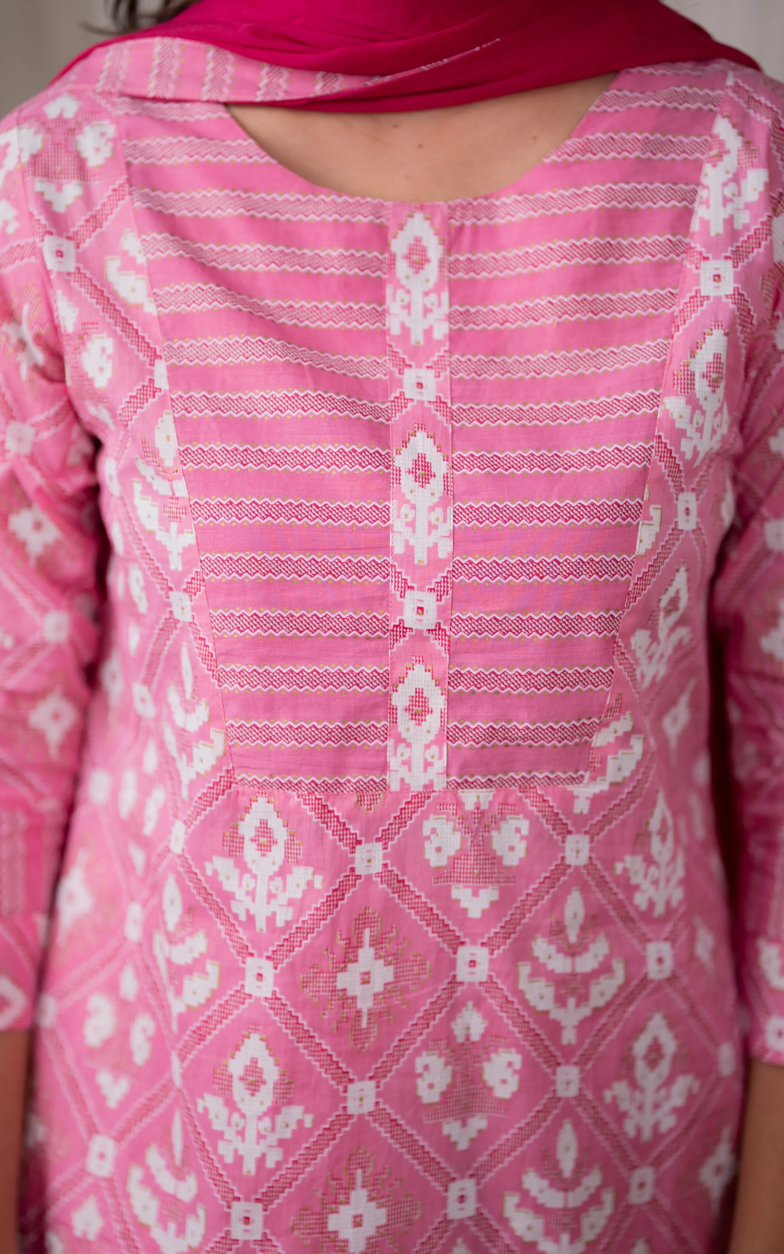 Shanthi Pink (Kurti Pant Dupatta)