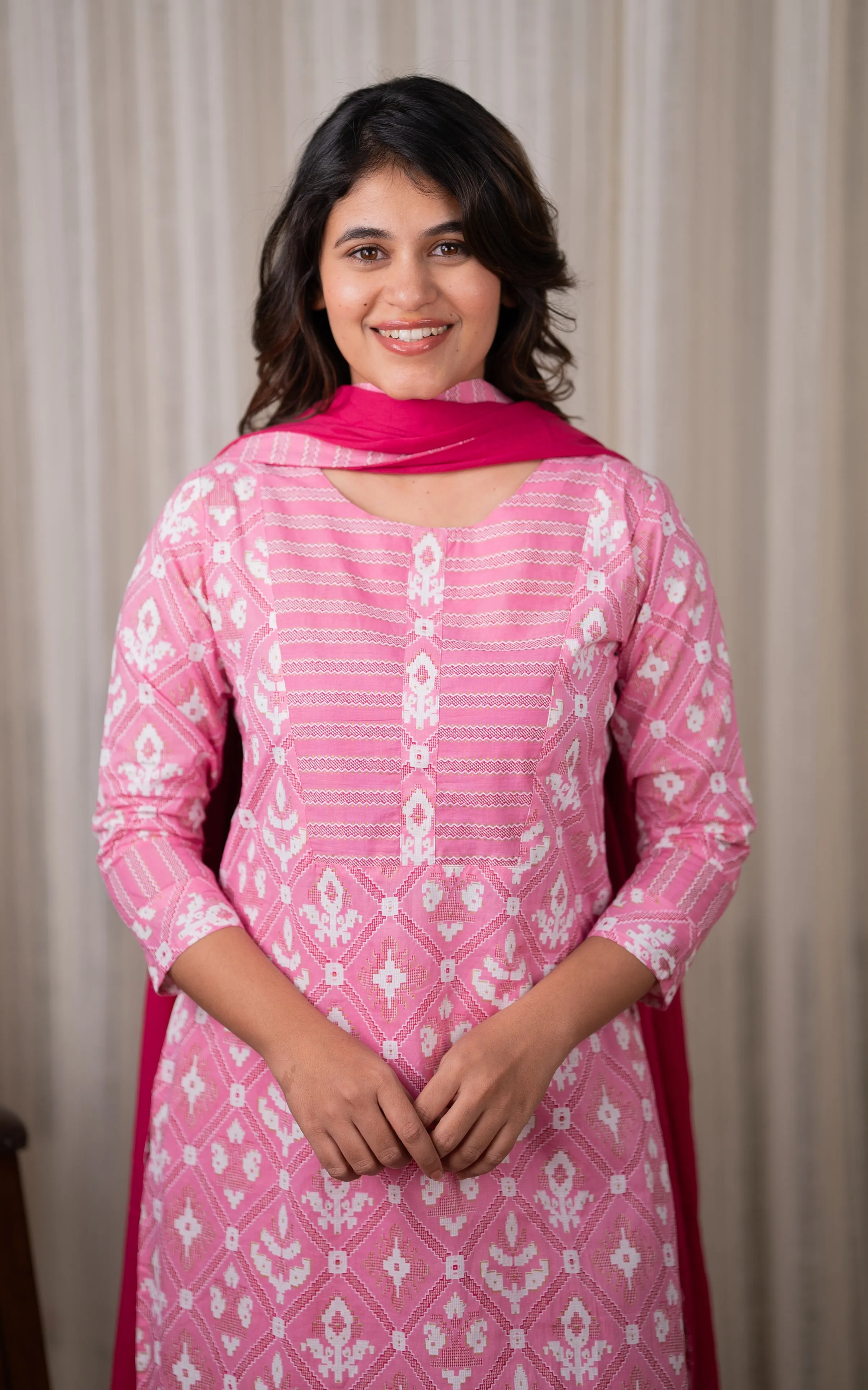 Shanthi Pink (Kurti Pant Dupatta)